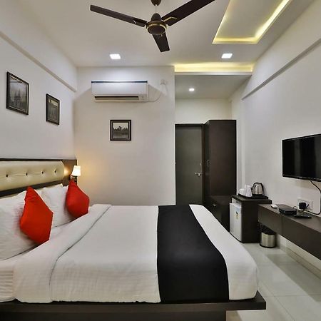Banyan Paradise Resort Vadodara Eksteriør bilde