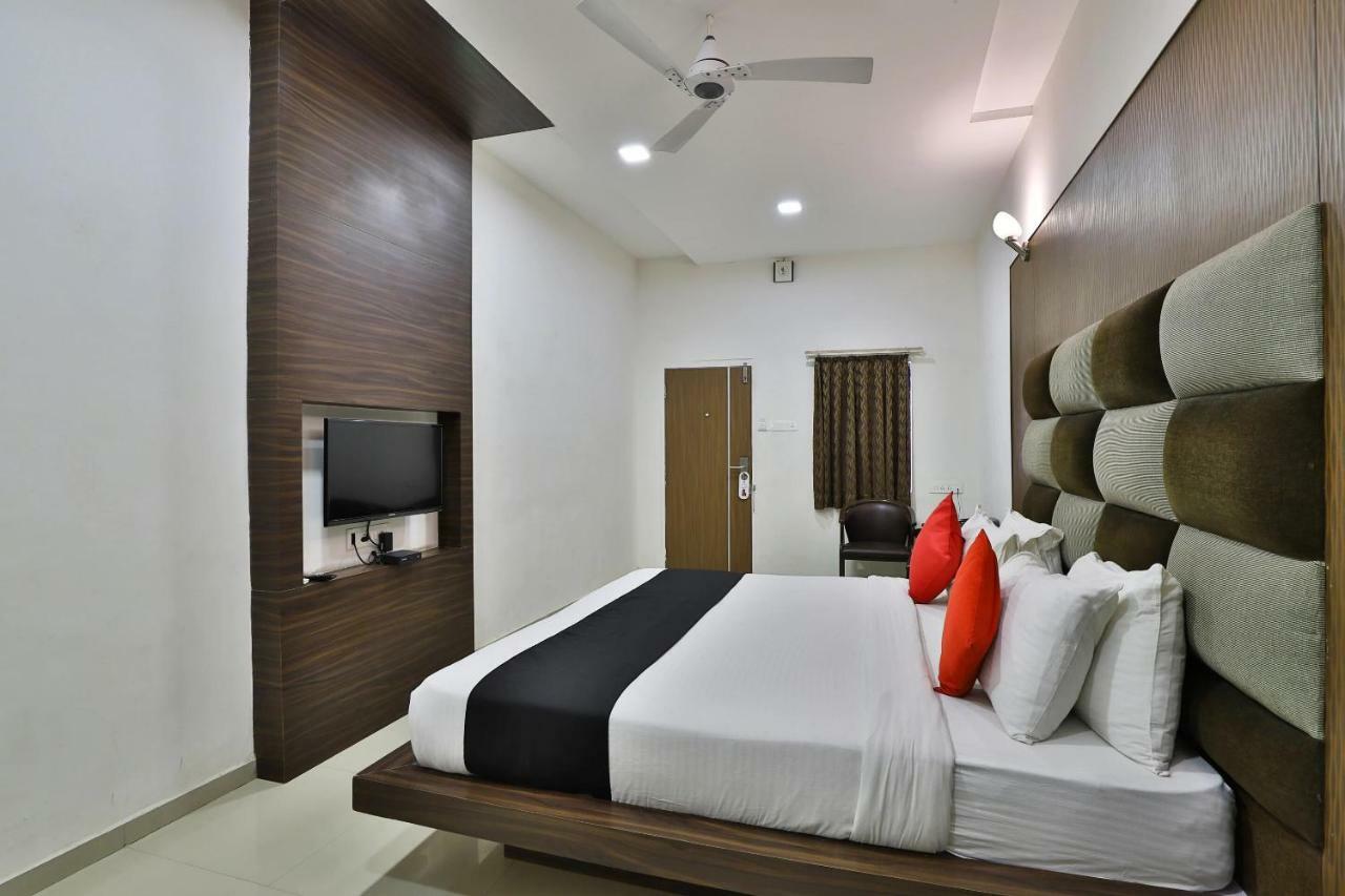 Banyan Paradise Resort Vadodara Eksteriør bilde