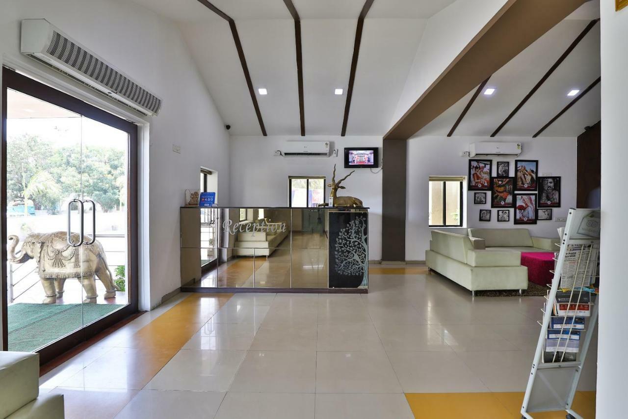 Banyan Paradise Resort Vadodara Eksteriør bilde